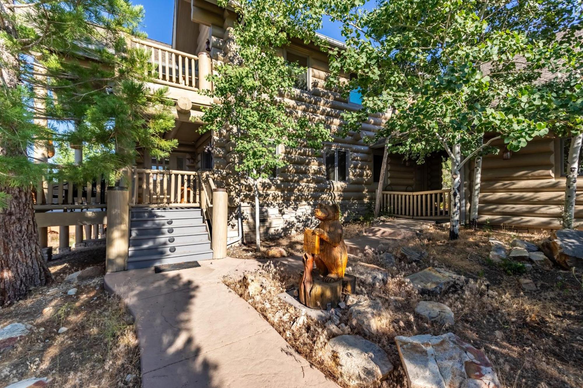 Penticton Lodge By Avantstay Log Cabin Home W Incredible Views Large Patio Hot Tub Big Bear Lake Exterior photo