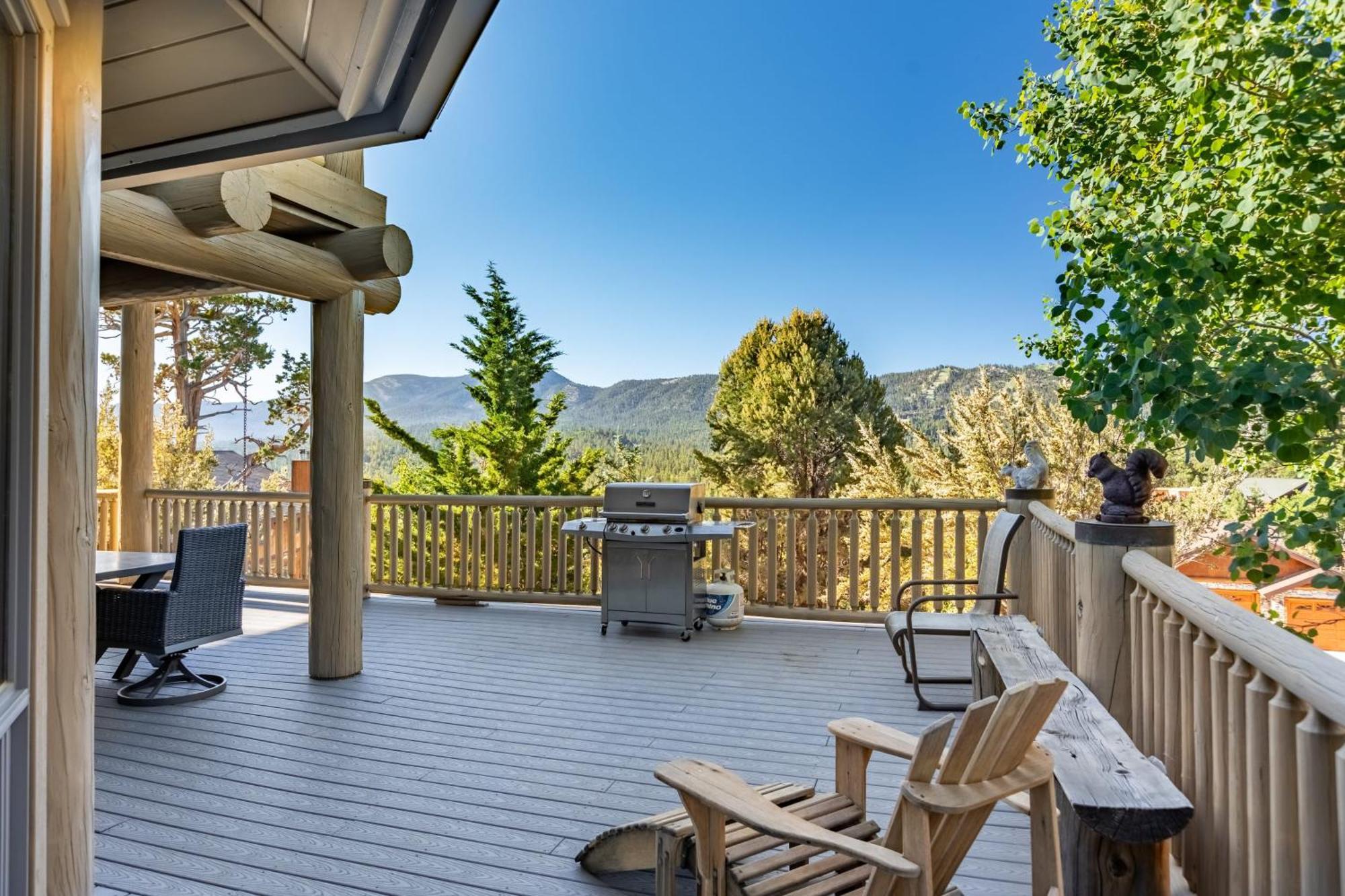 Penticton Lodge By Avantstay Log Cabin Home W Incredible Views Large Patio Hot Tub Big Bear Lake Exterior photo